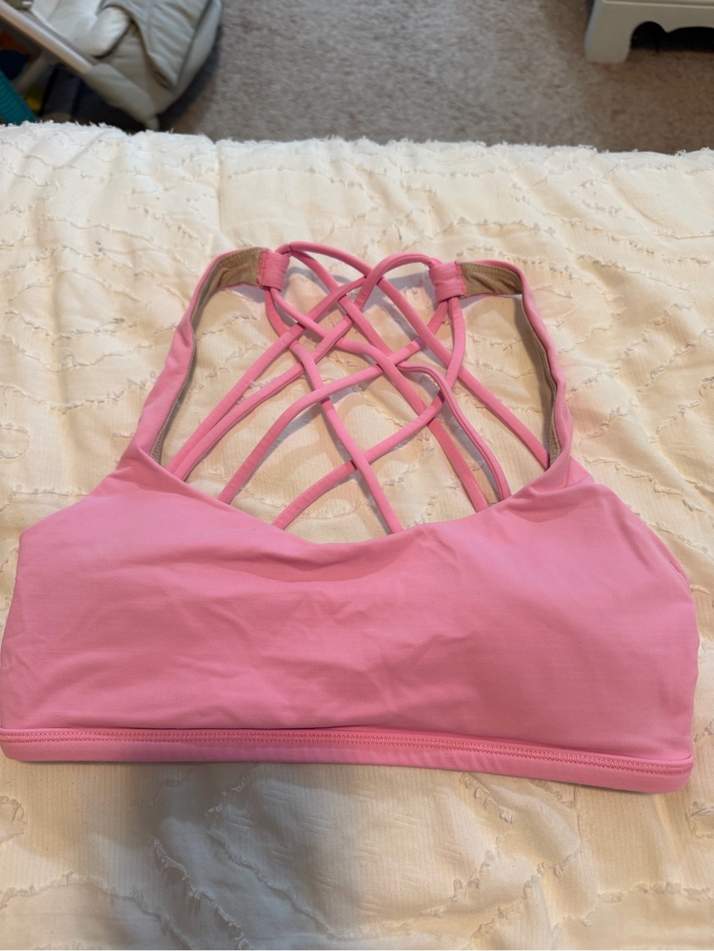 lululemon Free to Be Wild Bra Pink Size 4